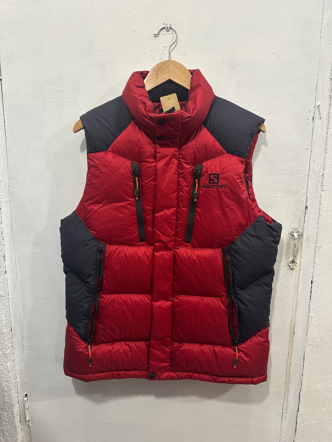 살로몬 조끼패딩 상품이미지1