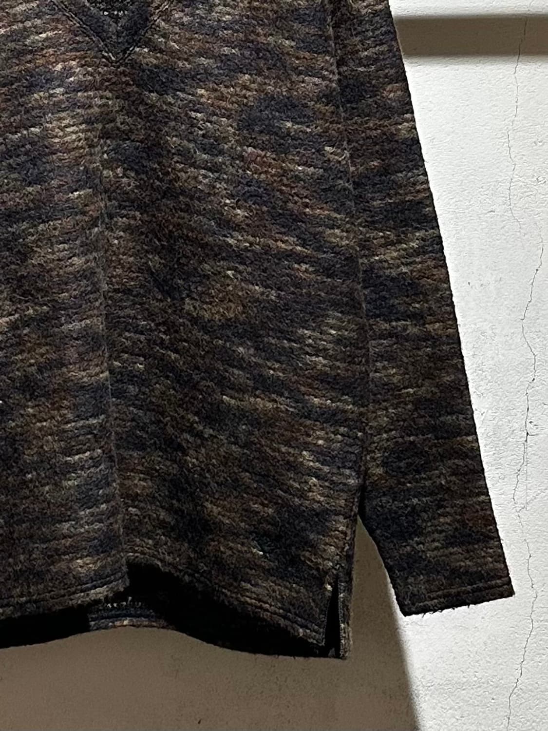 South2 West8 Side Slit V Neck Knit 상품이미지7