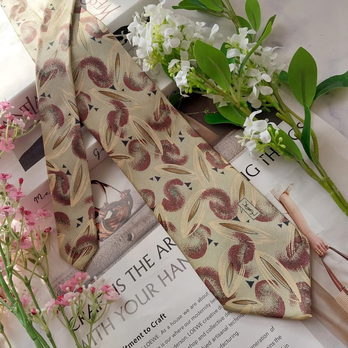 입생로랑 실크 라이트민트 아트 패턴 넥타이 8.8cm A등급 K1897
 상품이미지3