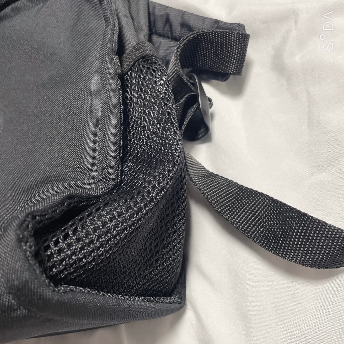 텔파 x 이스트팩 크로스백 블랙 상품이미지3