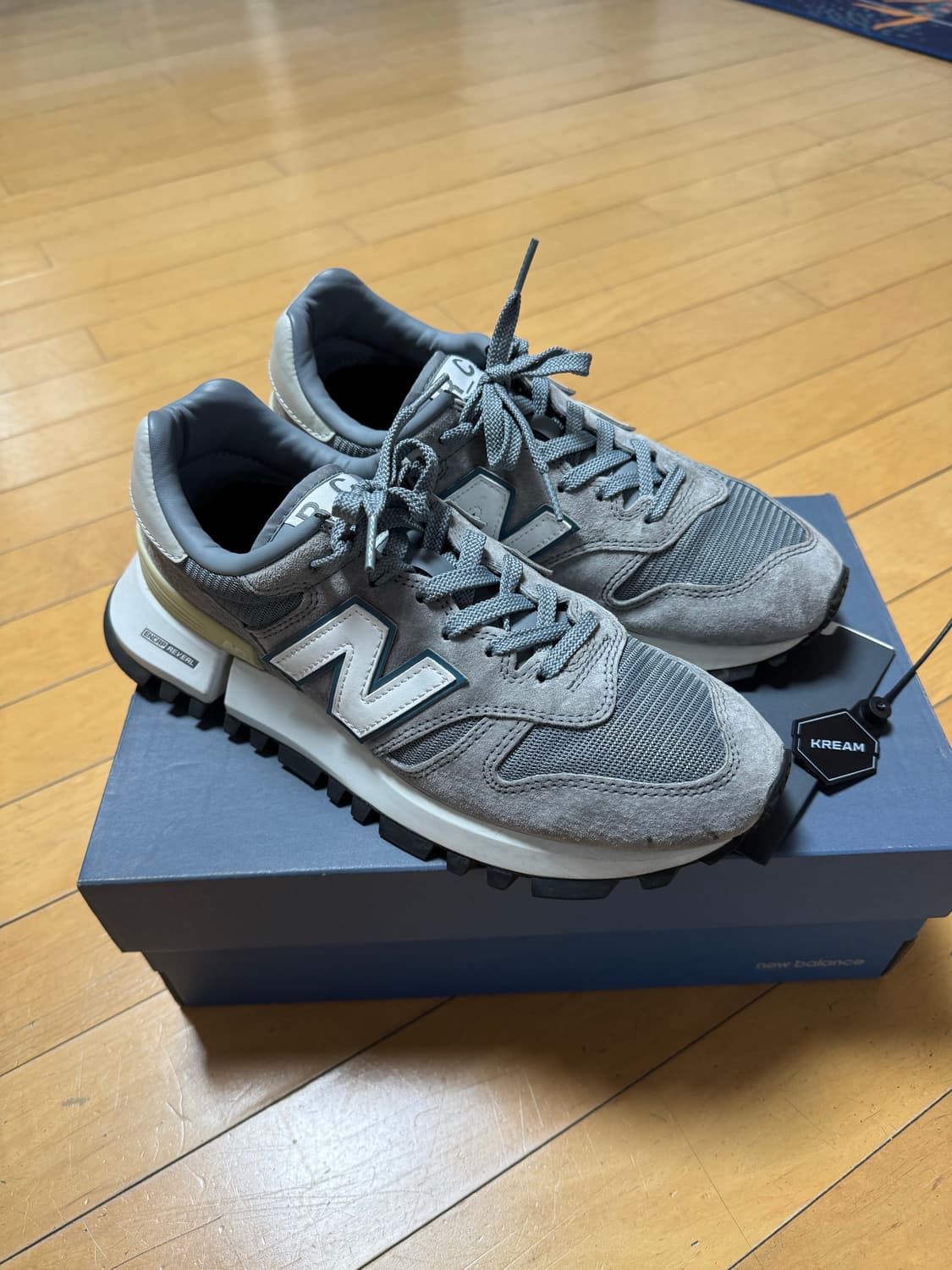 뉴발란스 x 도쿄디자인스튜디오 RC1300 그레이 260 상품이미지2