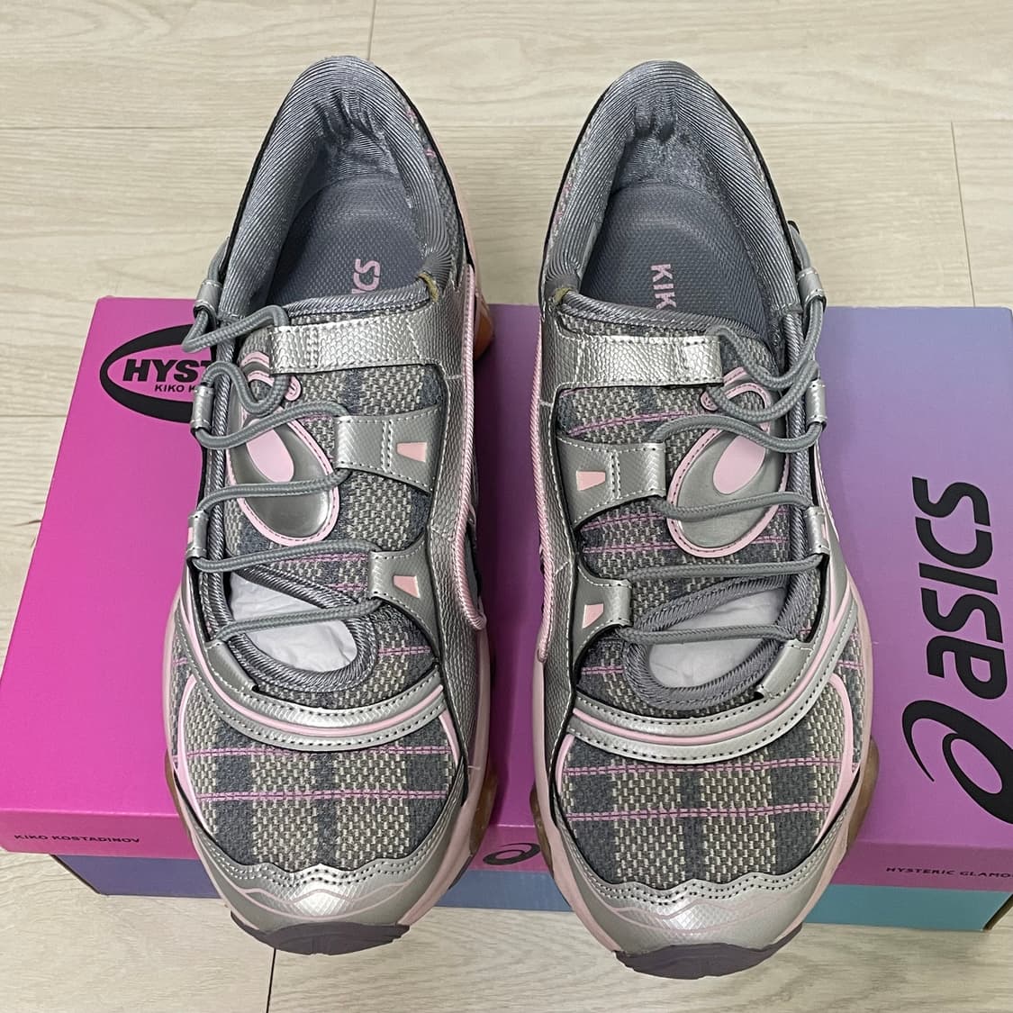 키코 코스타디노브 히스테릭 글래머 아식스 젤 퀀텀 상품이미지4