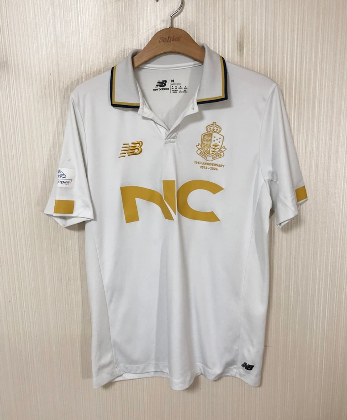 1)뉴발란스 서울이랜드FC 24시즌 10주년 어웨이유니폼 U-18 100 상품이미지1