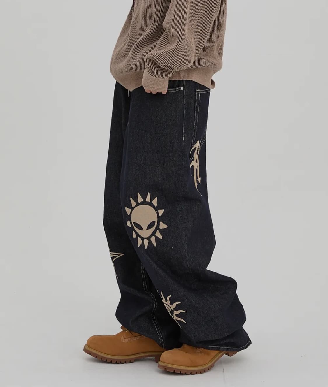 (새상품) 웨스턴 에일리언 자수 데님 팬츠 인디고블루 상품이미지1