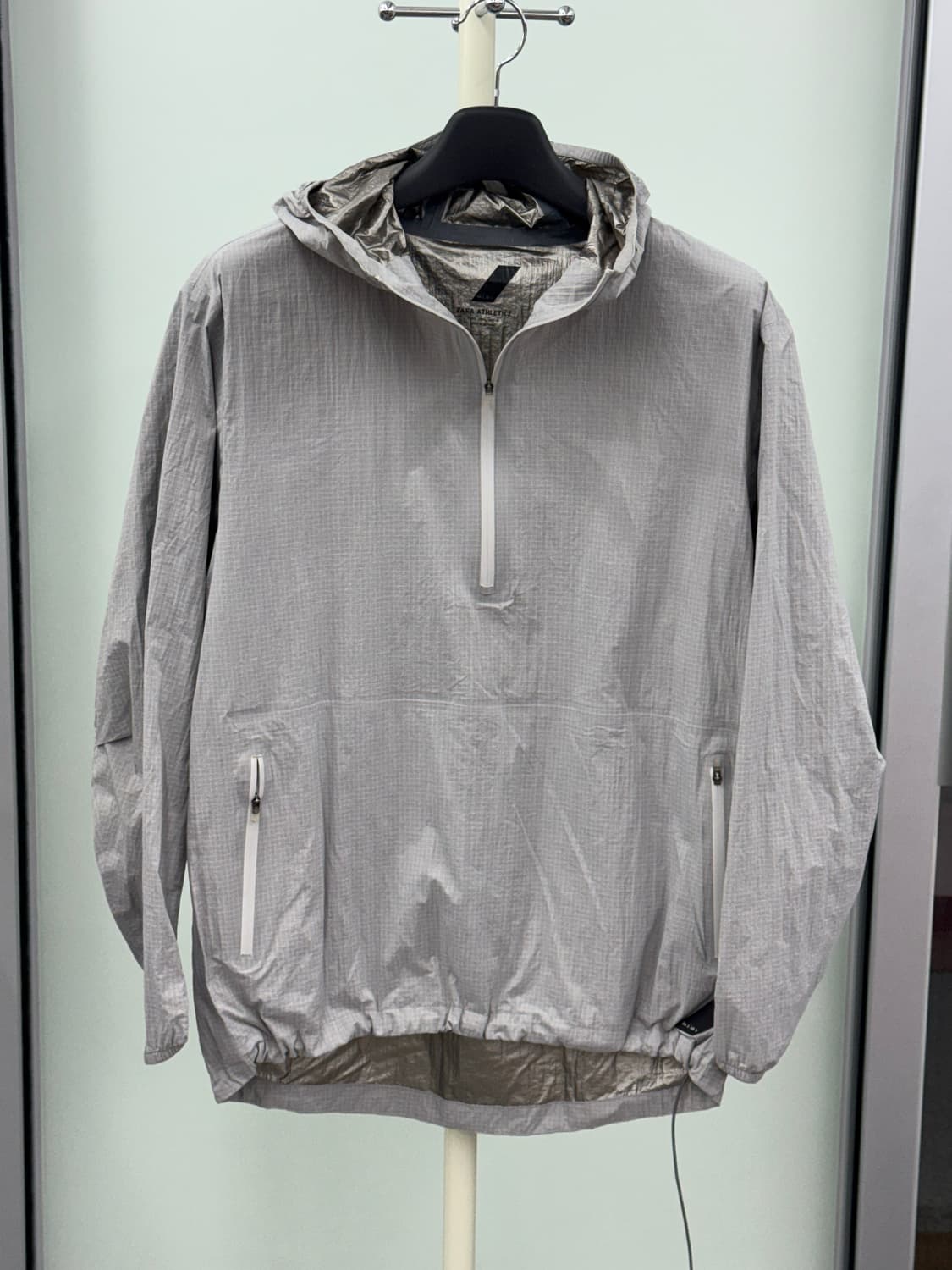 자라 애슬레틱 후드 바람막이 L 상품이미지1