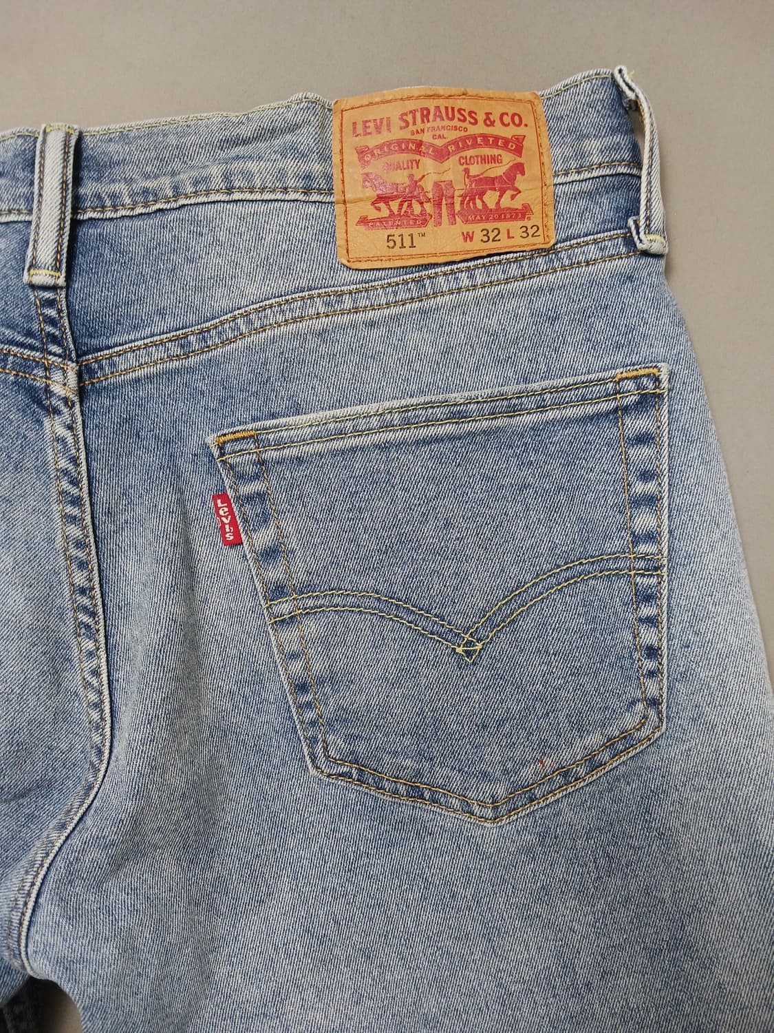 [34] 리바이스 511 연청워싱 슬림진 청바지 상품이미지9