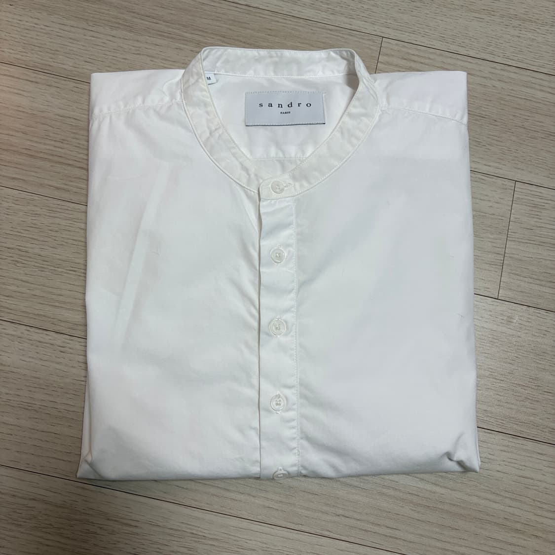 산드로 화이트셔츠 상품이미지1