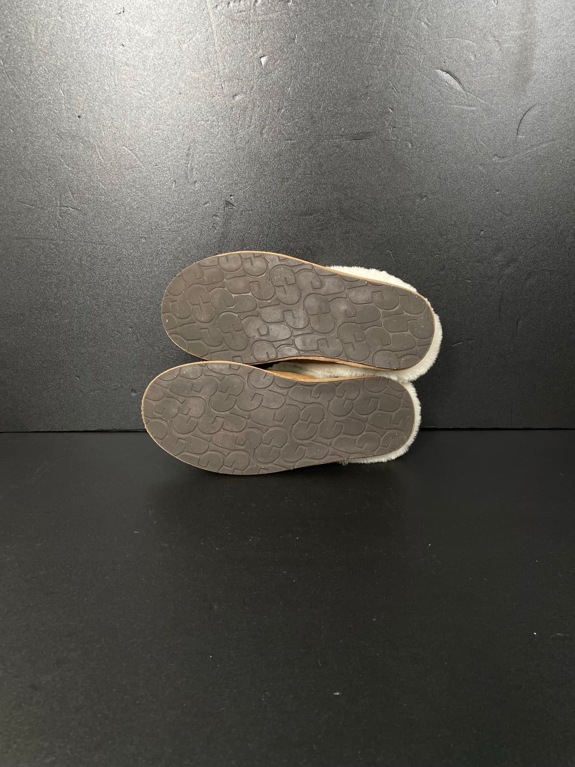 [240] UGG 미국 어그 퍼 라이닝 슬립온 상품이미지9