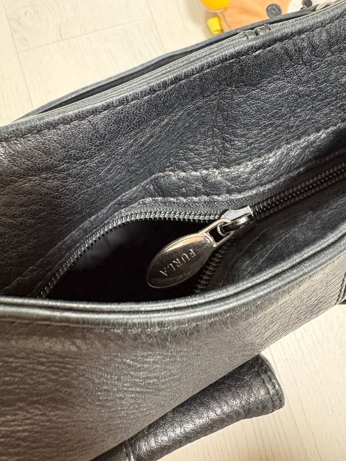 [정품] 훌라(FURLA) 천연가죽 숄더백/호보백 (Made in Ita 상품이미지9