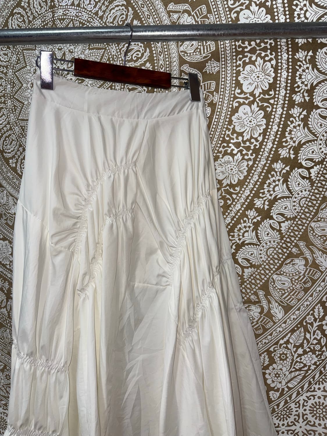 빈티지 여성 화이트 밴딩 디테일 롱스커트  상품이미지4