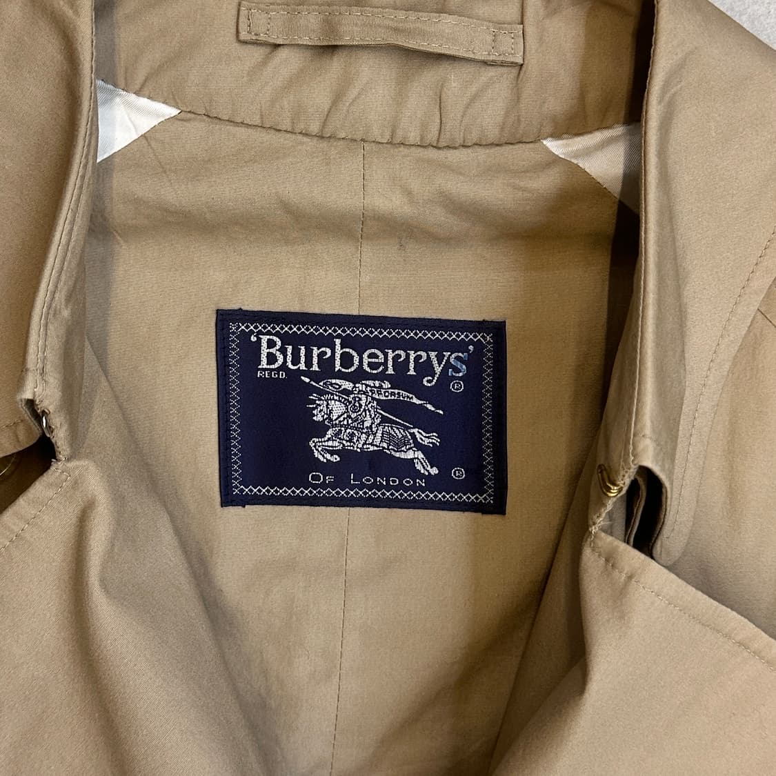 버버리 더블 트렌치코트 상품이미지3