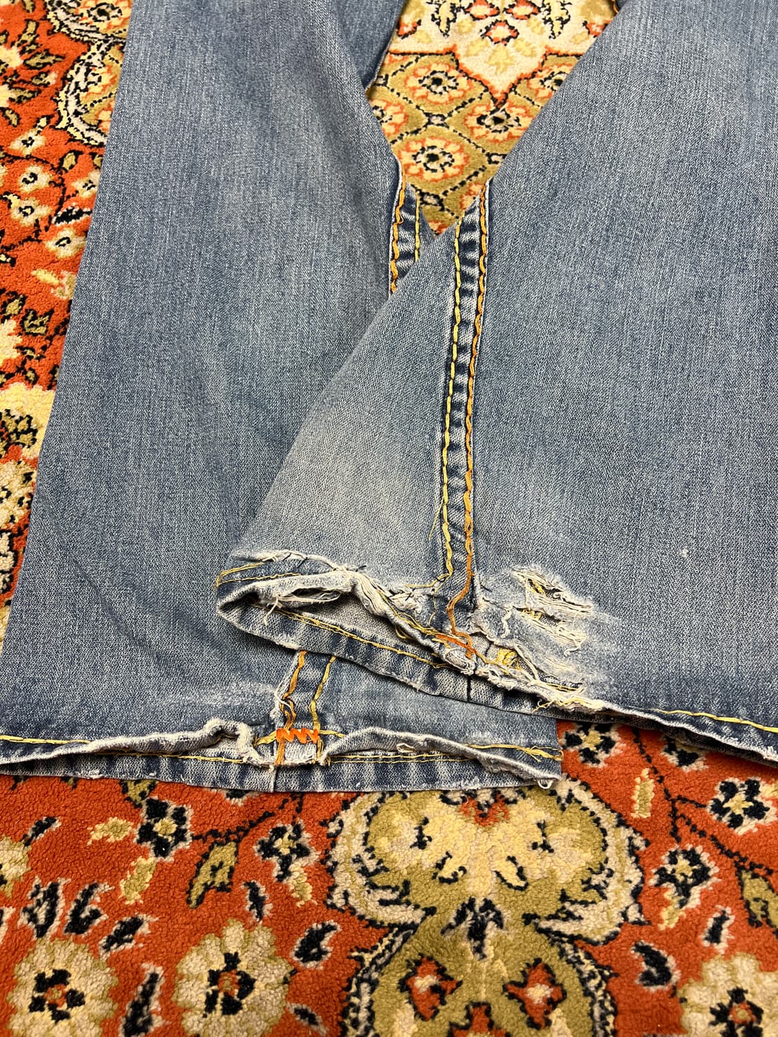 [34] 트루릴리전 아트워크 부츠컷 플레어 데님팬츠 상품이미지9