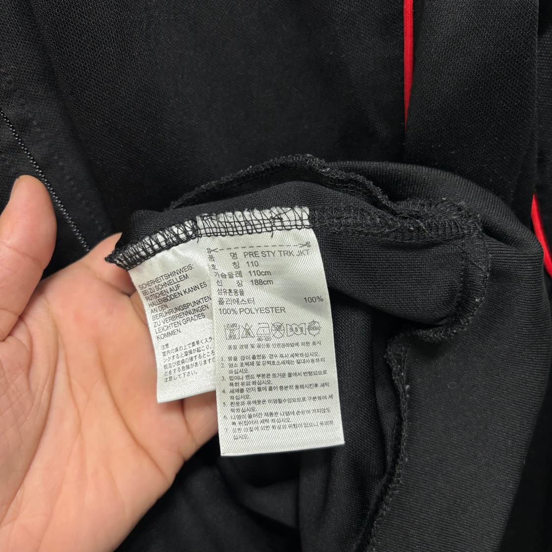 아디다스 블랙 삼선 오버 트랙탑 상품이미지4