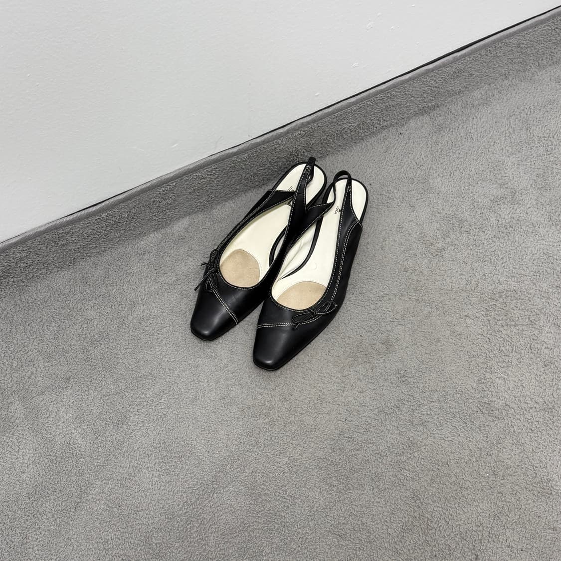 Margaret Howell contrast stitch flat 상품이미지1