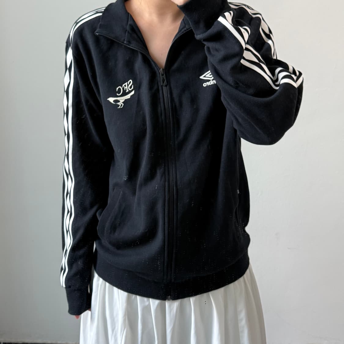 [XL] 엄브로 성남FC 트레이닝 자켓 상품이미지1