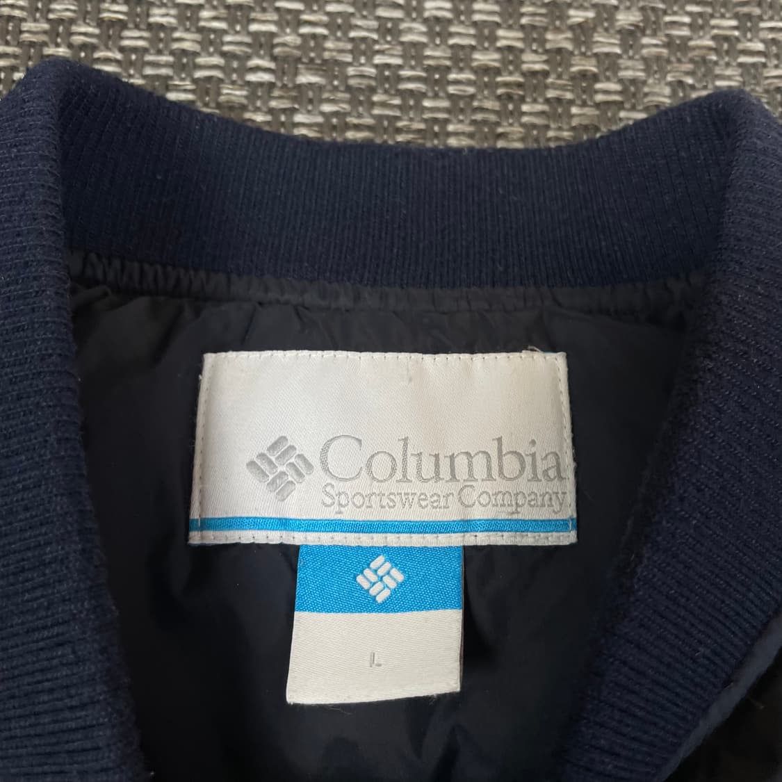 컬럼비아 네이비 경량 패딩 자켓 L 상품이미지4