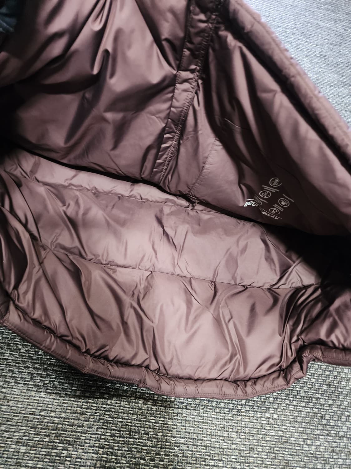 새상품 노스페이스 퍼피온 베스트 패딩조끼 115사이즈 상품이미지6