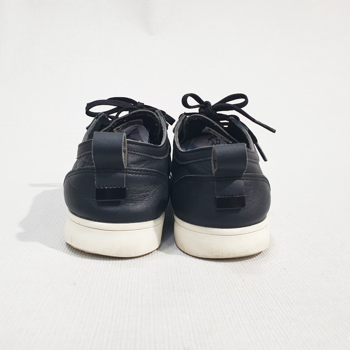 데상트 남녀공용 아드레트 블랙 운동화 250 상품이미지3