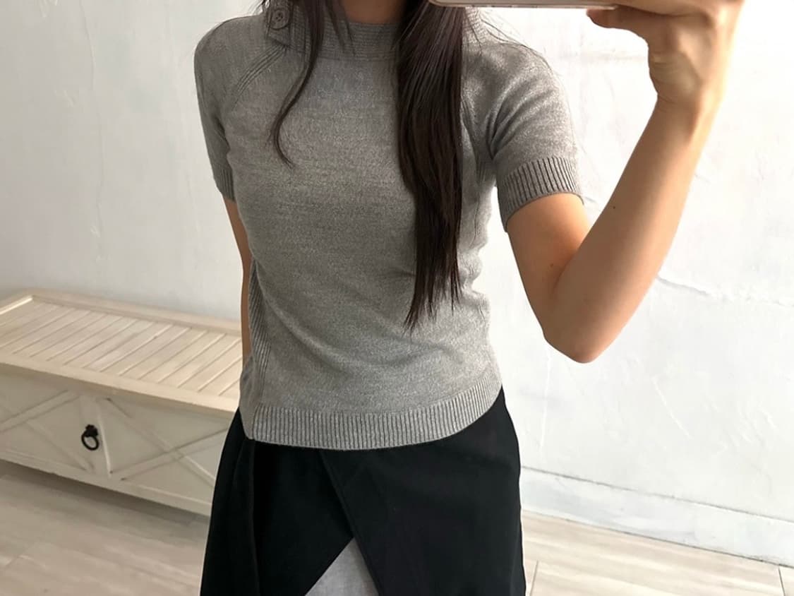 Courrèges Gray Shimmer Half Sleeve Knit 상품이미지3