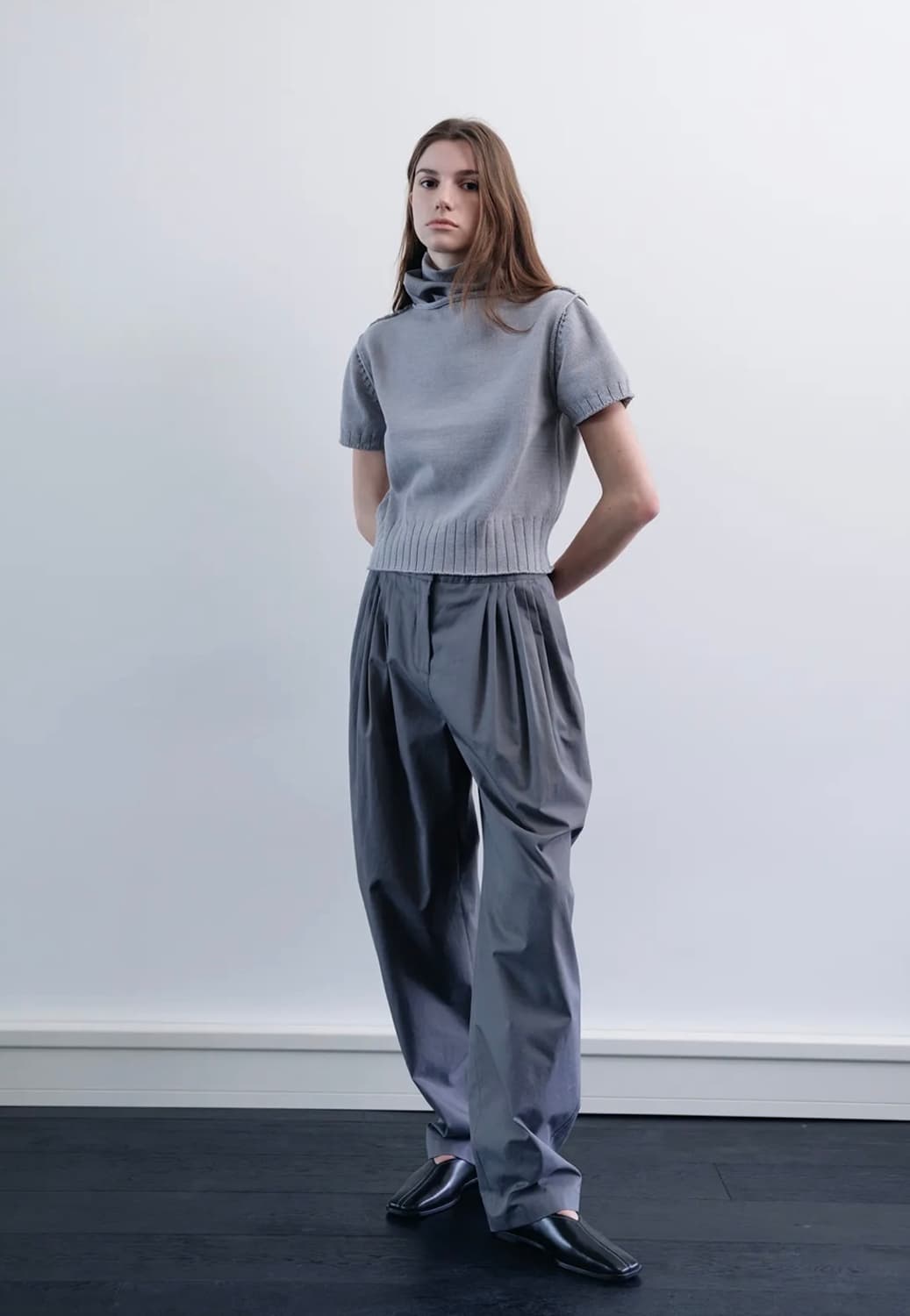 문달 moondal 코튼 볼륨 턱 팬츠 차콜 s 상품이미지4