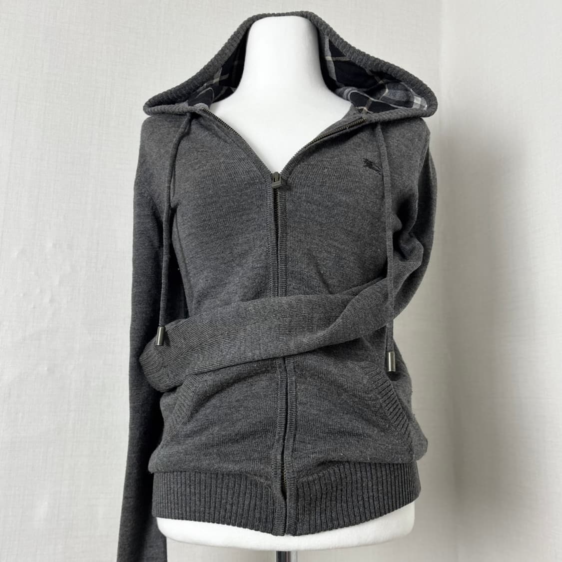 버버리 그레이 니트 후드집업 상품이미지1