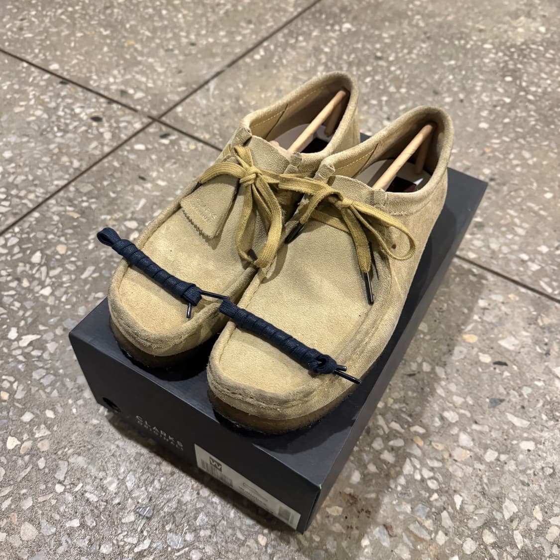 클락스 왈라비 메이플 스웨이드 UK9.5 상품이미지1