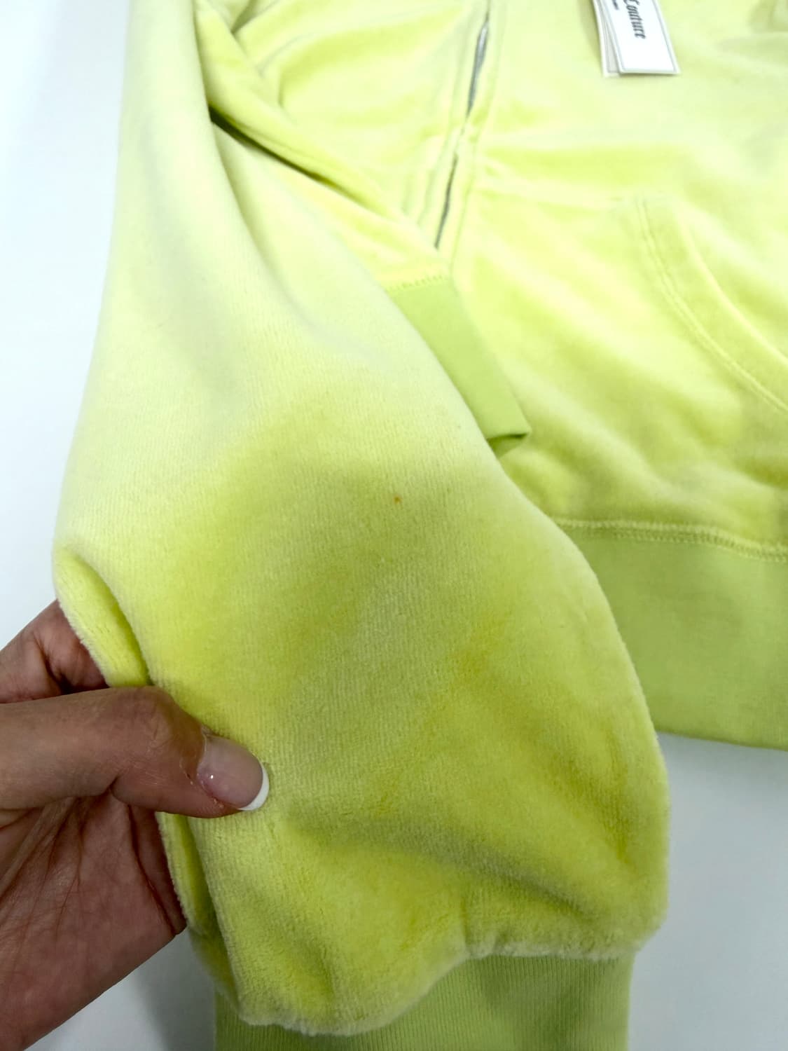 쥬시꾸띄르 벨벳 레몬 집업 m 상품이미지3