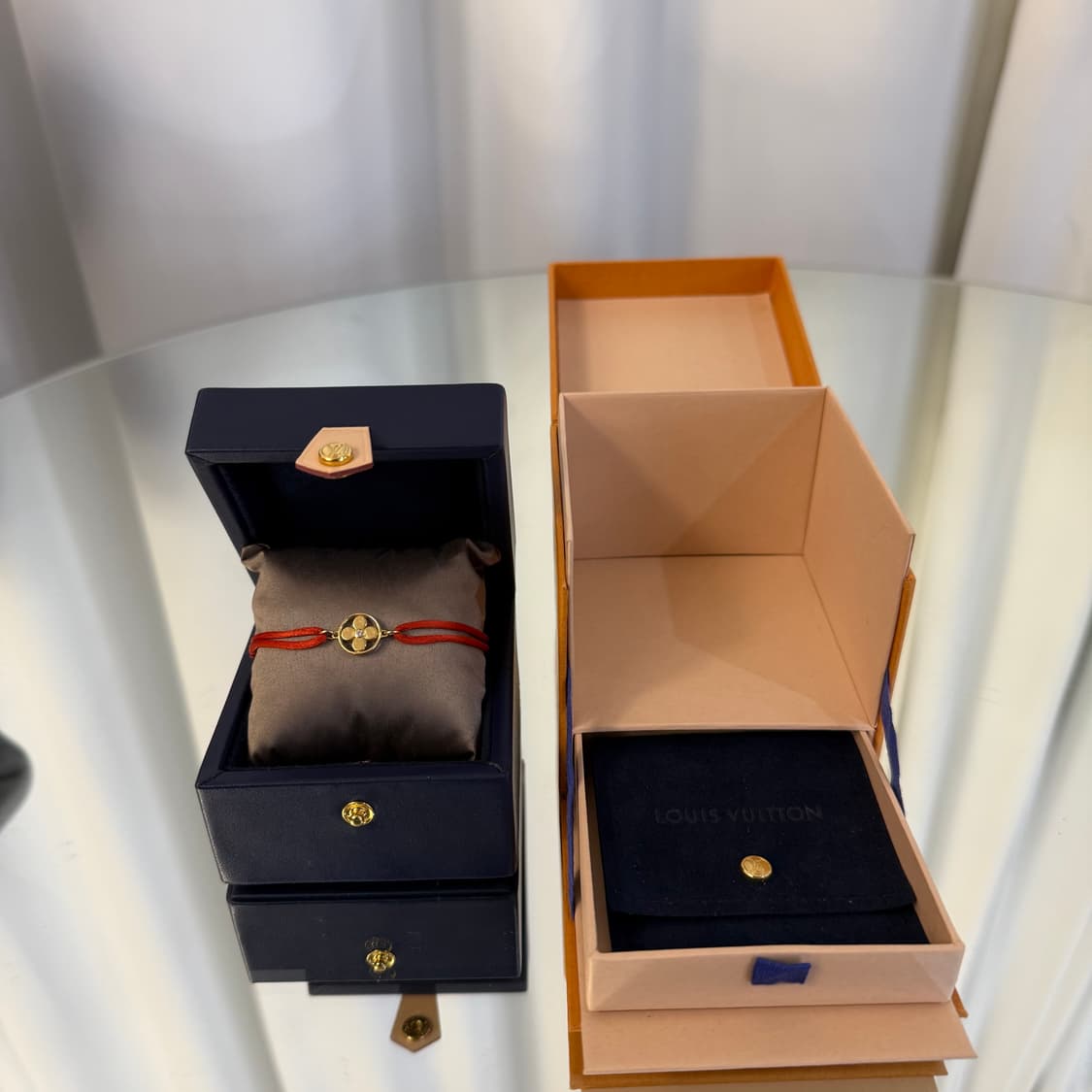 루이비통 이딜 블라썸 다이아 팔찌 옐로우골드 18K 상품이미지8