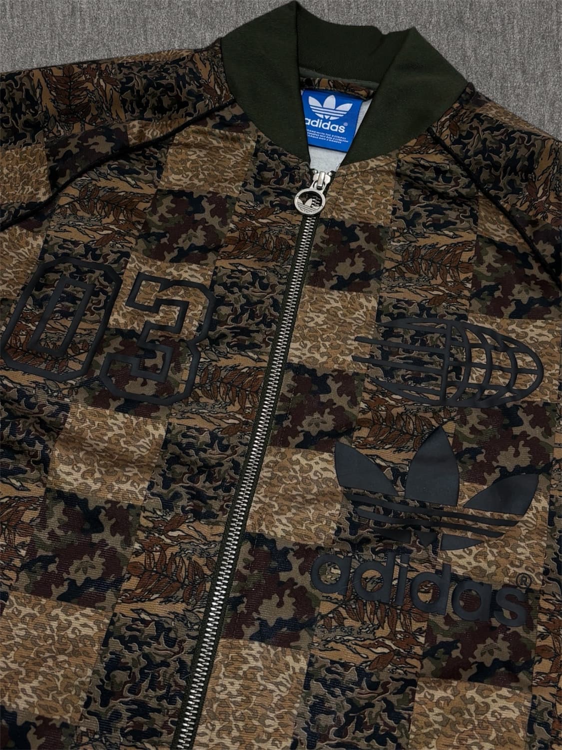 아디다스 체커카모 트랙탑 져지 상품이미지2