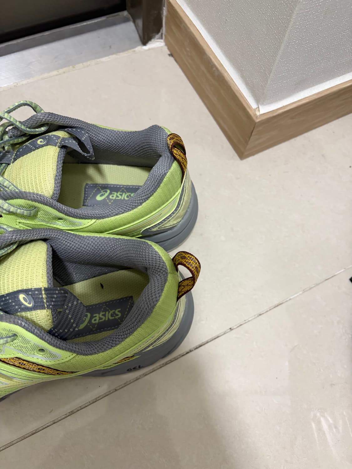 [270] 아식스 라임 상품이미지2