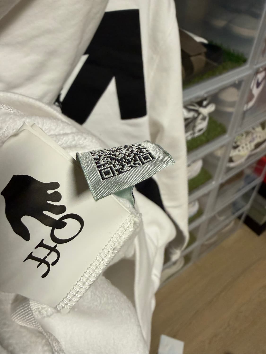 오프화이트 후드티 XL상태좋음 상품이미지3