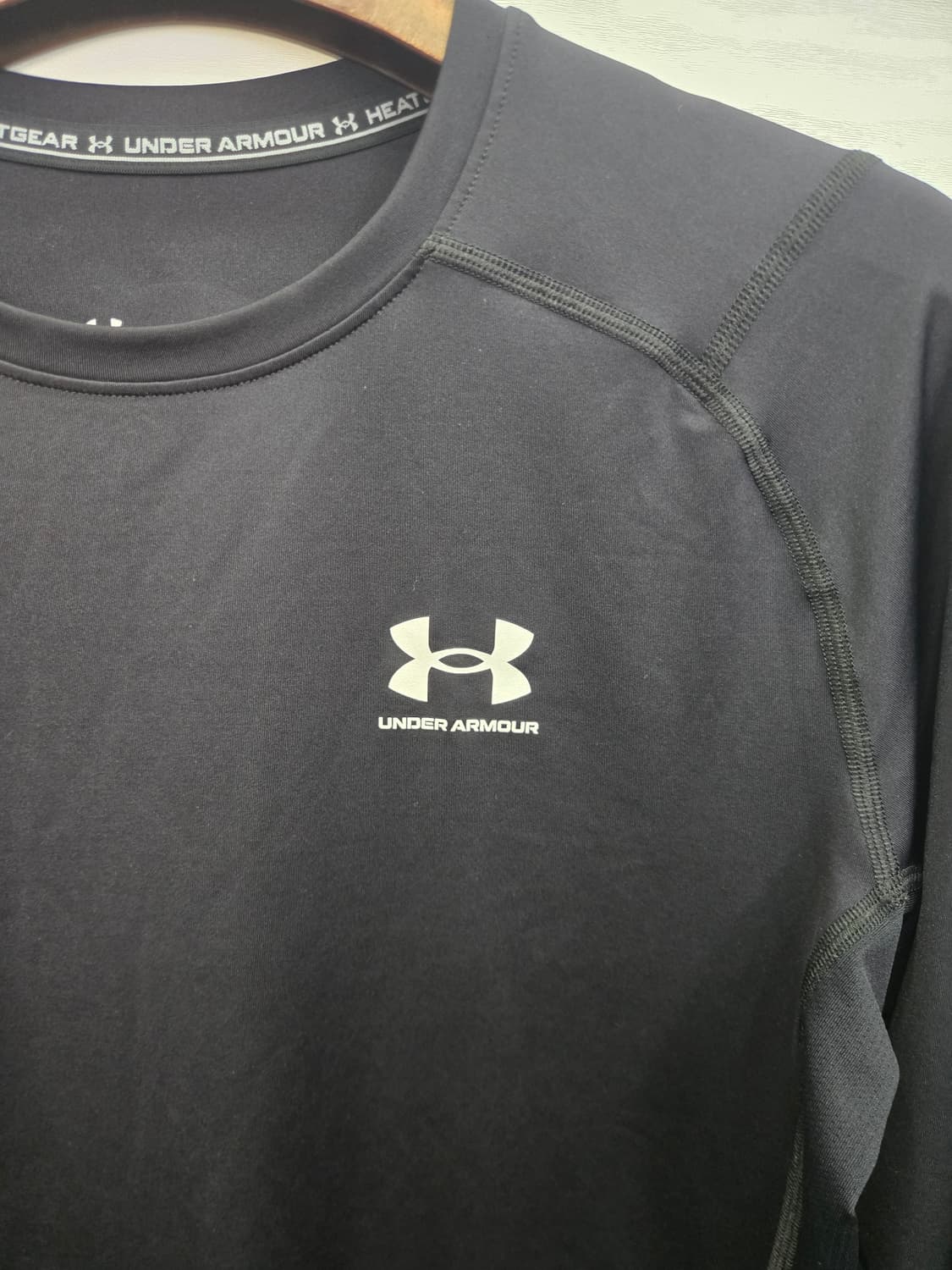 LG/G사이즈)) UNDER ARMOUR 언더아머 기능성 긴팔티셔츠! 상품이미지2