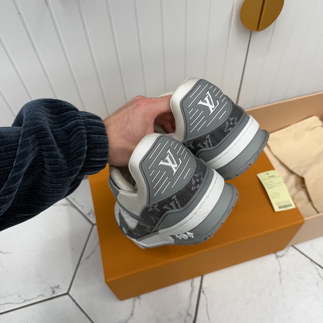 [25년/7사이즈] 루이비통 신상 데님 스니커즈 상품이미지6