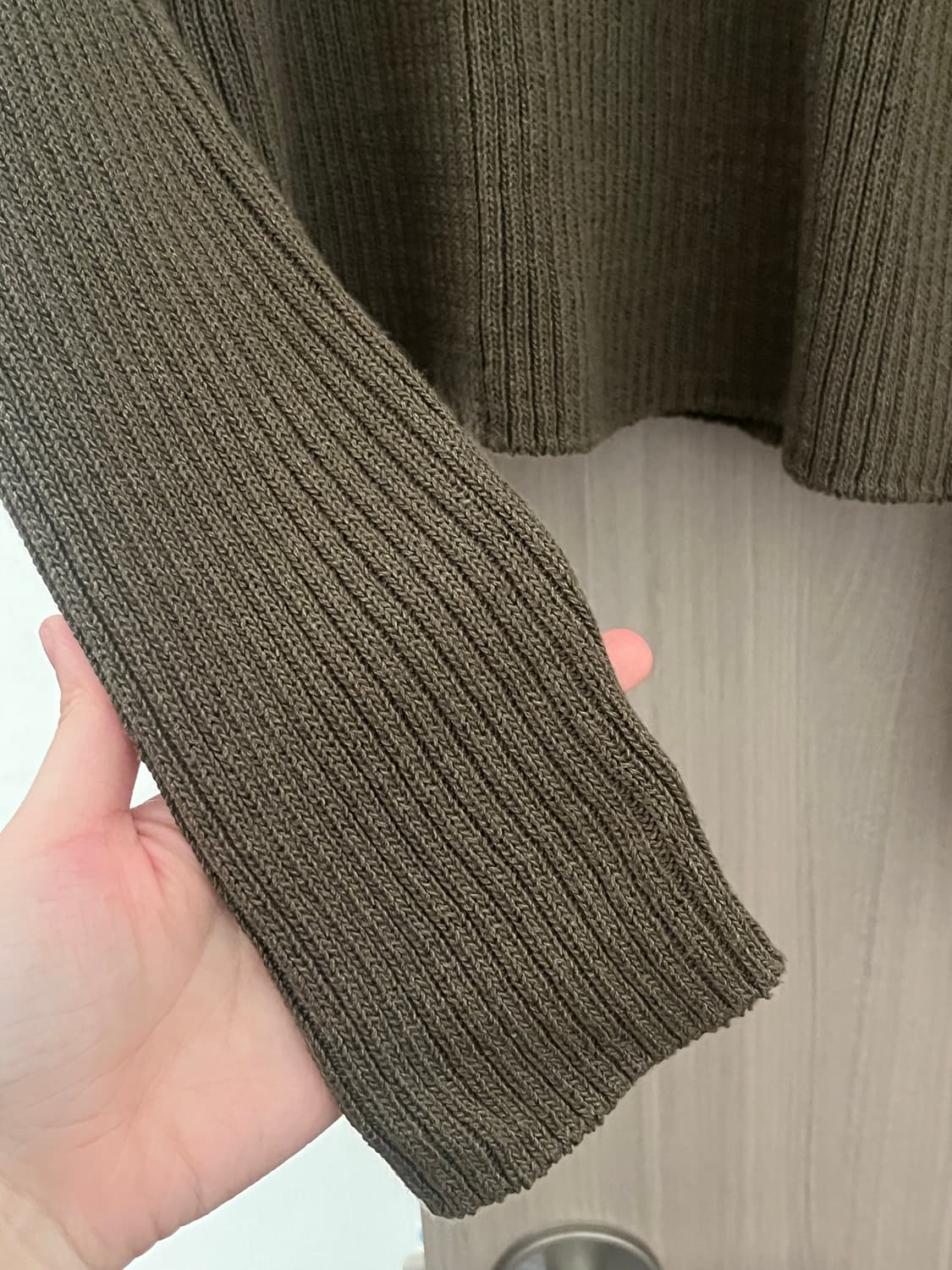 다이닛 크레센도 컷아웃 니트 상품이미지8