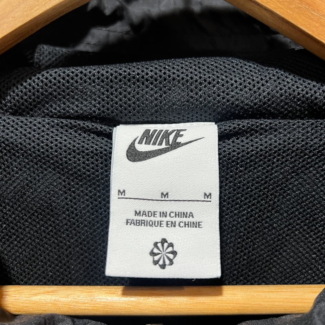 나이키 검정 후드 바람막이 상품이미지3