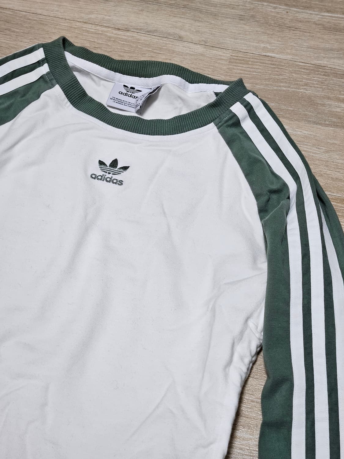 아디다스 슬림핏 롱슬리브 화이트 트레이스 그린 S 상품이미지1