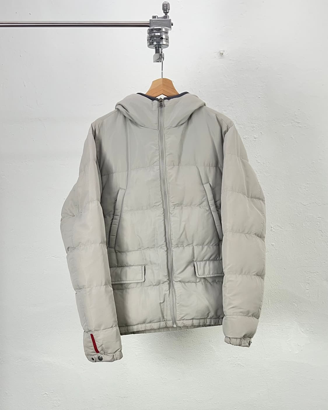 프라다 클라우드 댄서 후디 푸퍼 다운 패딩 자켓 상품이미지1