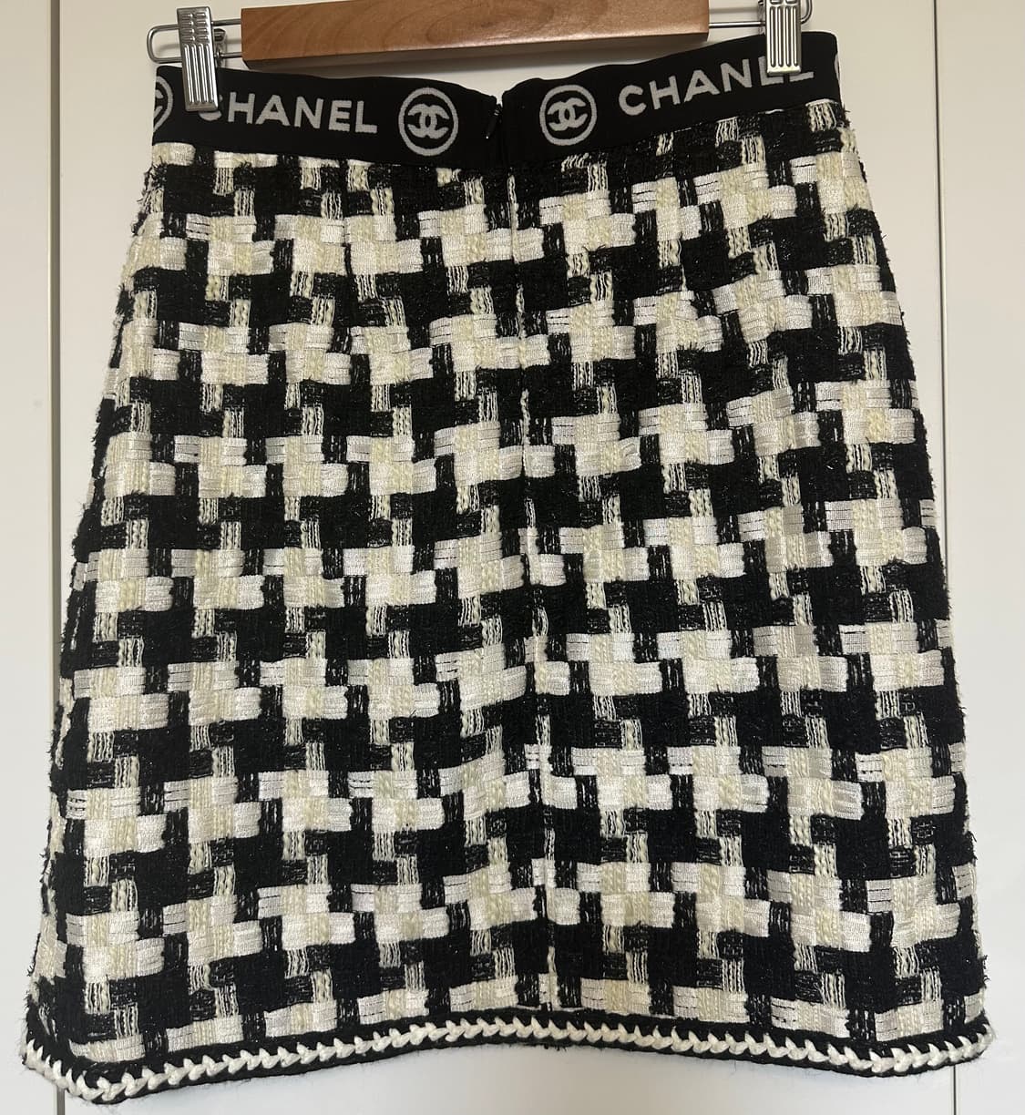 샤넬 블랙 화이트 트위드 울미니 스커트 정품 상품이미지5