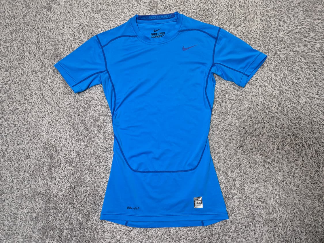 나이키 남성 프로컴뱃 기능성 반팔티 L 상품이미지1