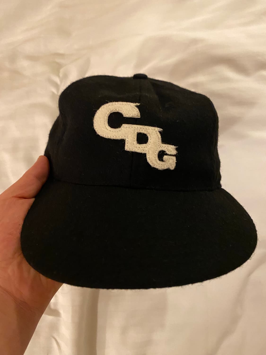 cdg 꼼데가르송 x 이벳필드 캡 상품이미지2