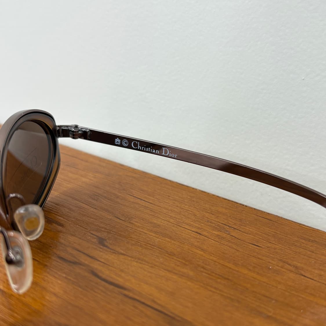 Dior 브라운 빈티지 오벌 선글라스 상품이미지4