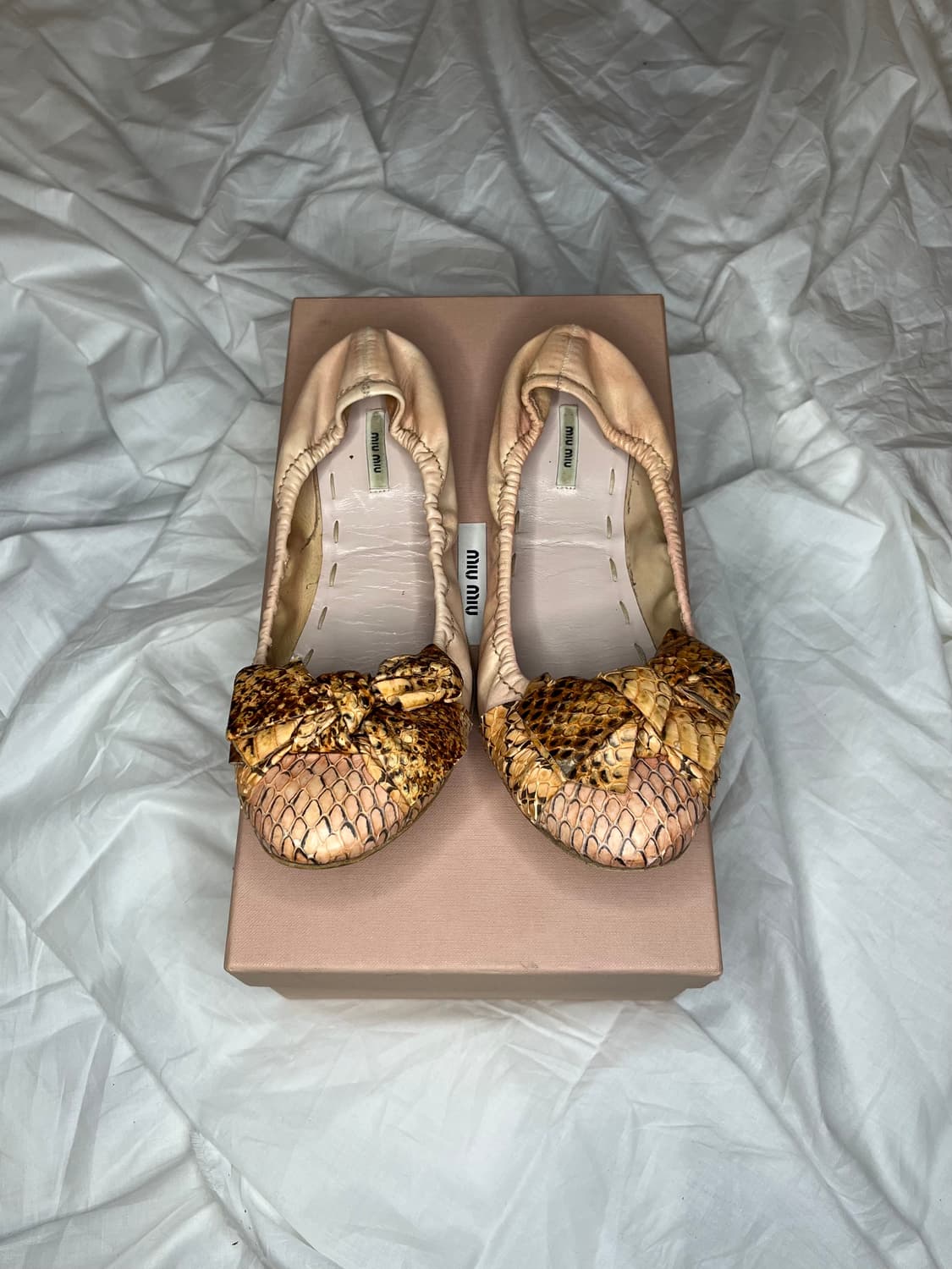 미우미우 파이톤 레더 발레 슈즈 상품이미지1