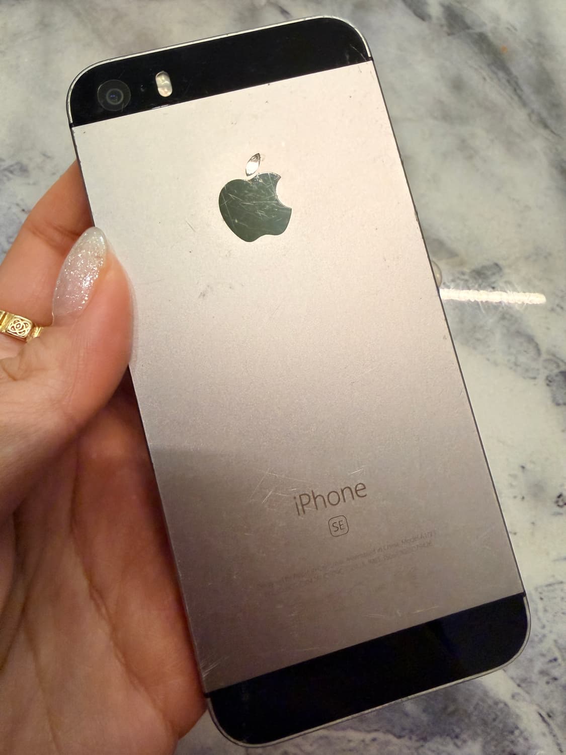 아이폰se32기가 배터리100 상품이미지1