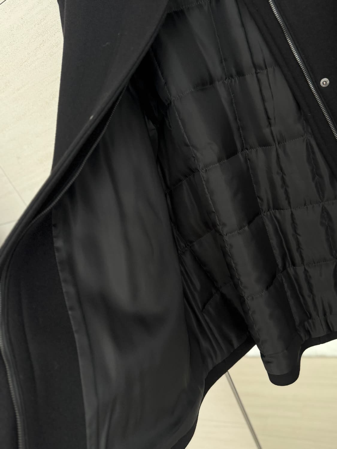 <2회 착용🖤> R2W 에버트 레더패치 하프코트 Ebert 상품이미지4