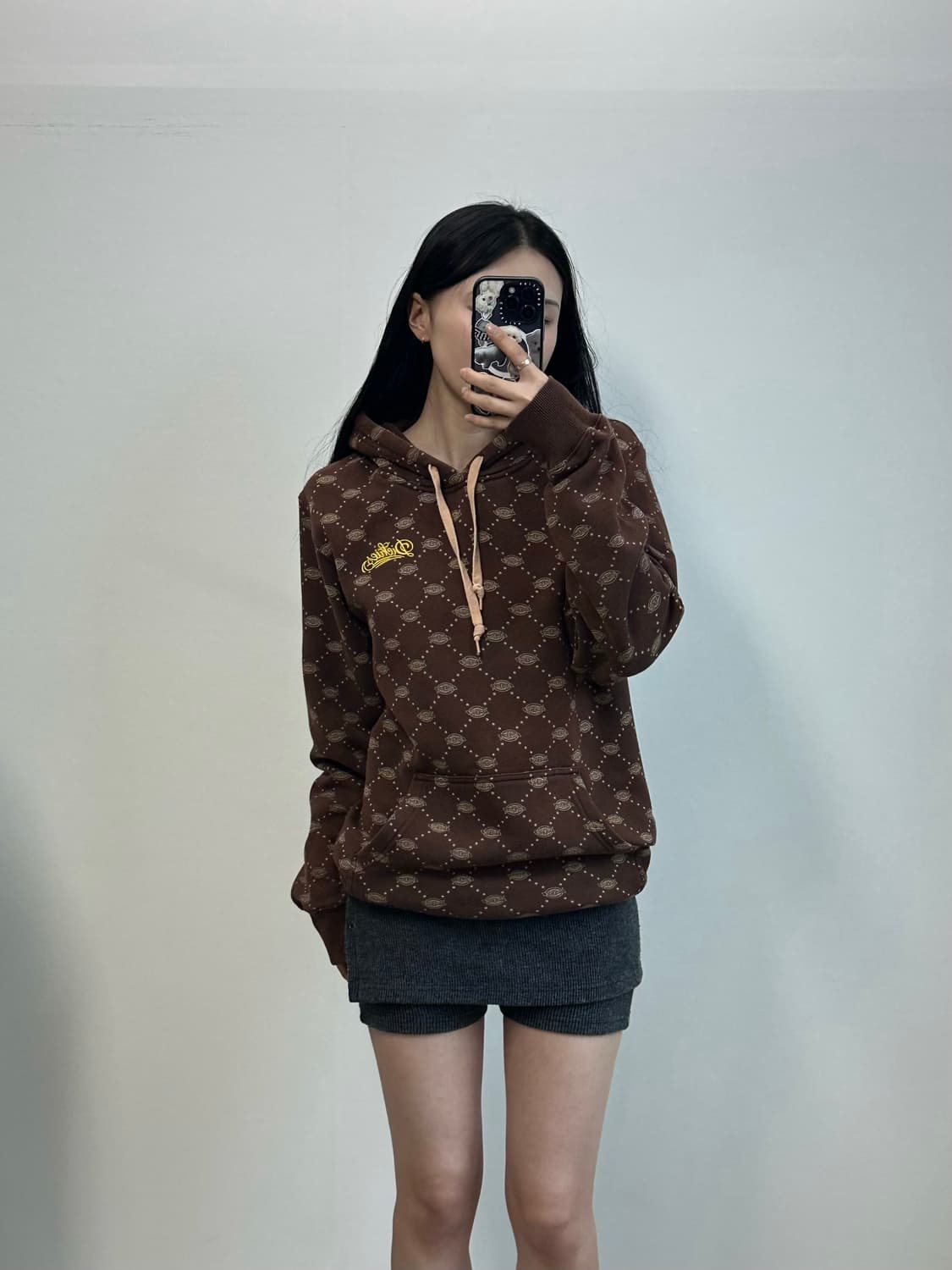 디키즈 패턴 브라운 후드티 상품이미지1