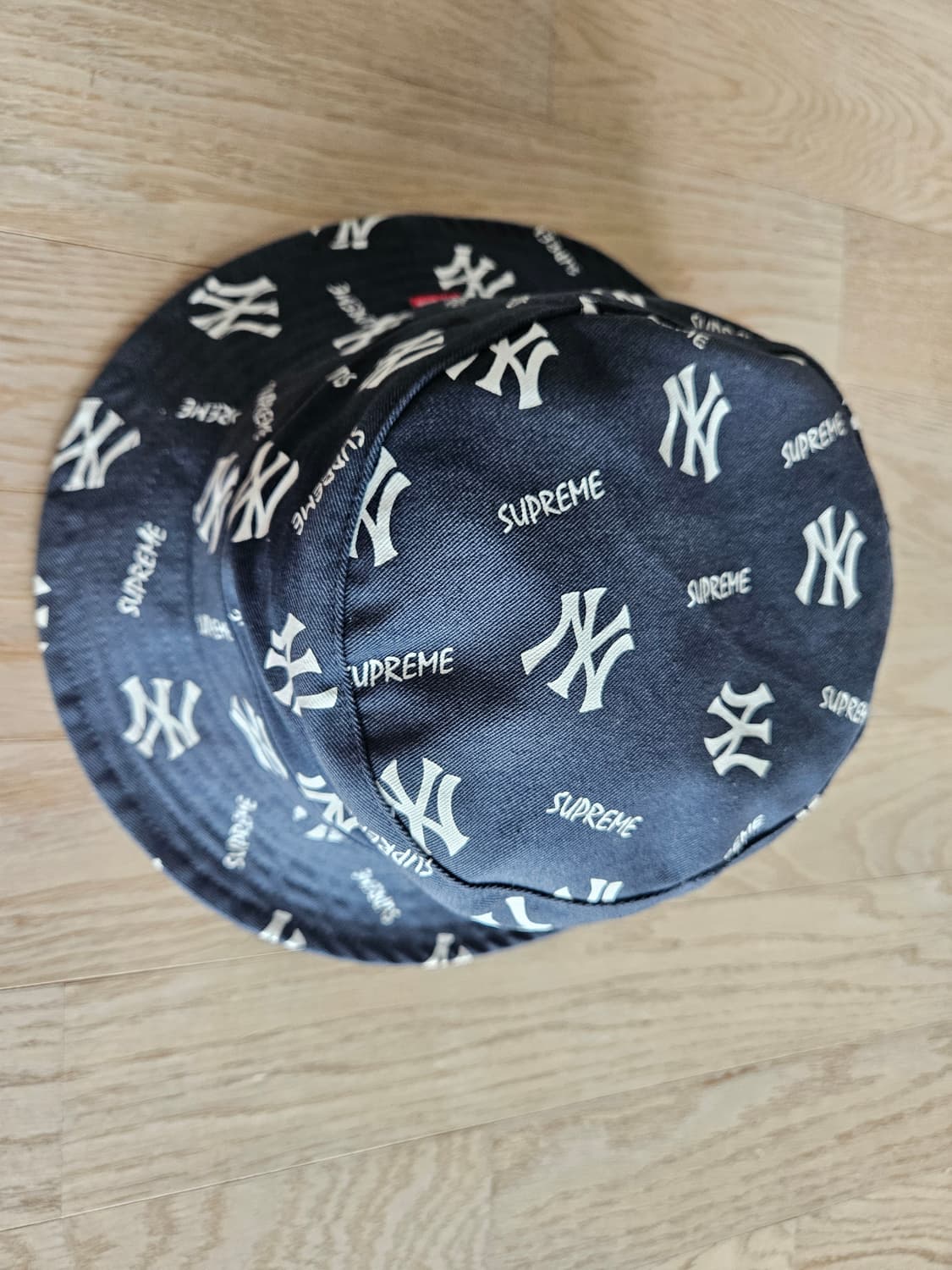 슈프림 양키즈 버킷&타월 상품이미지6