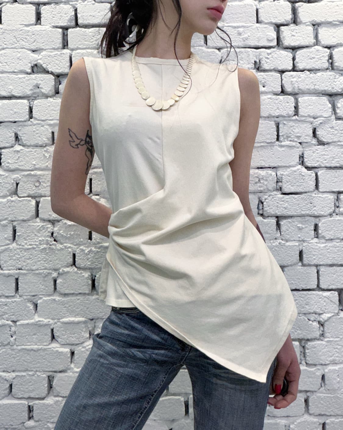 DKNY Asymmetrical Drape Sleeveless Top 상품이미지2
