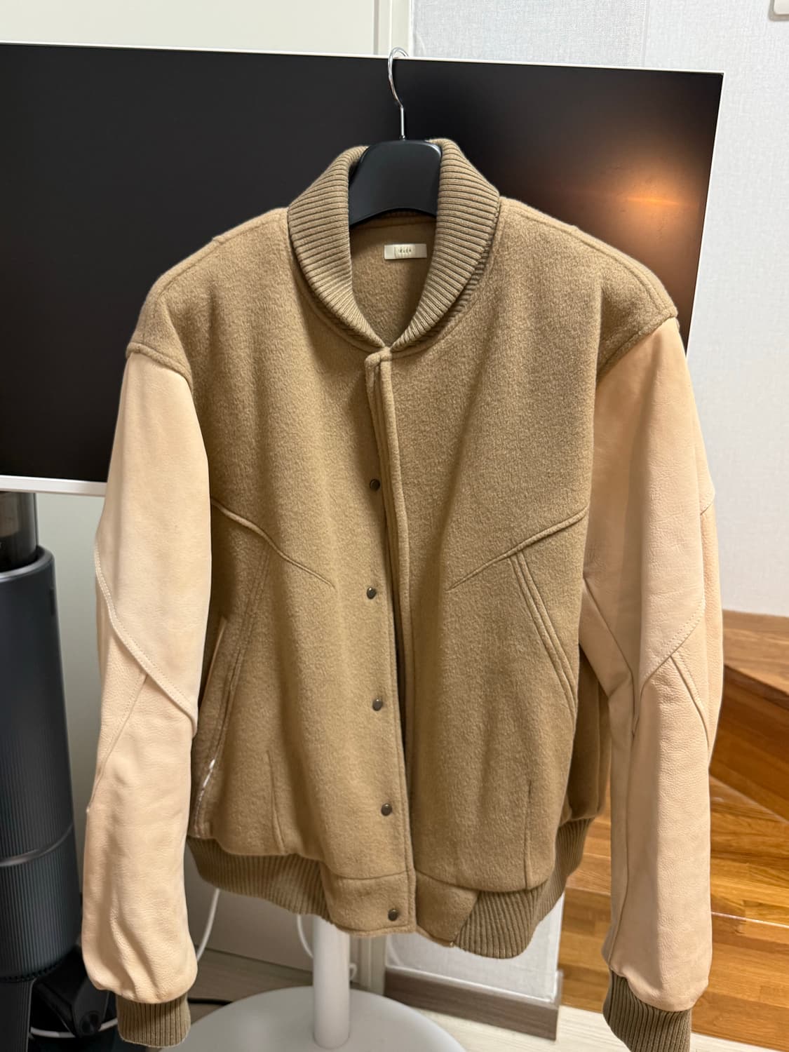 엑슬림 바시티 레더자켓 L 베이지 상품이미지1