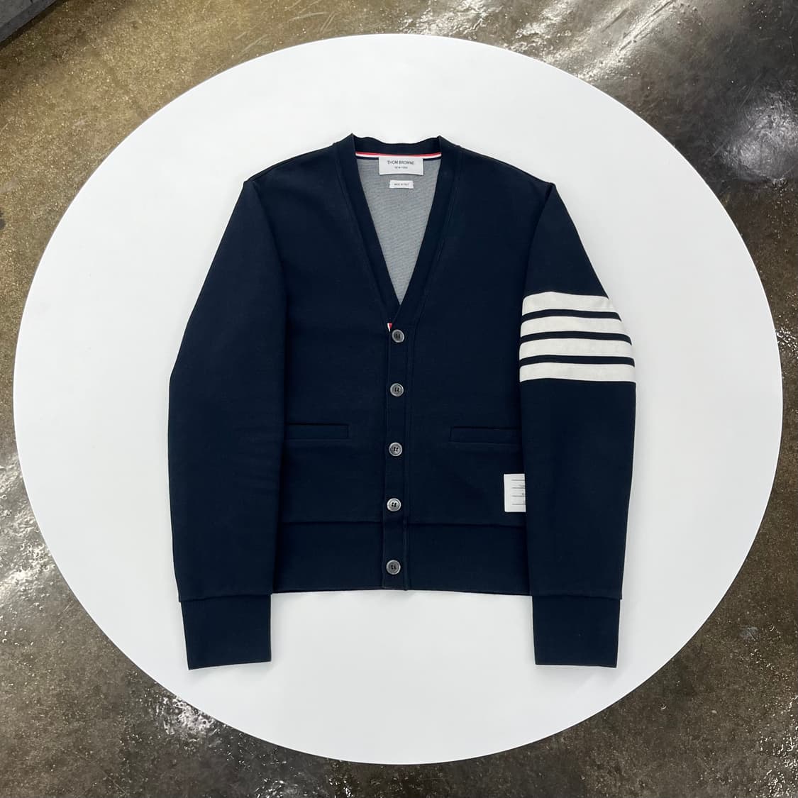 톰브라운 바시티 가디건 [2사이즈] 상품이미지1
