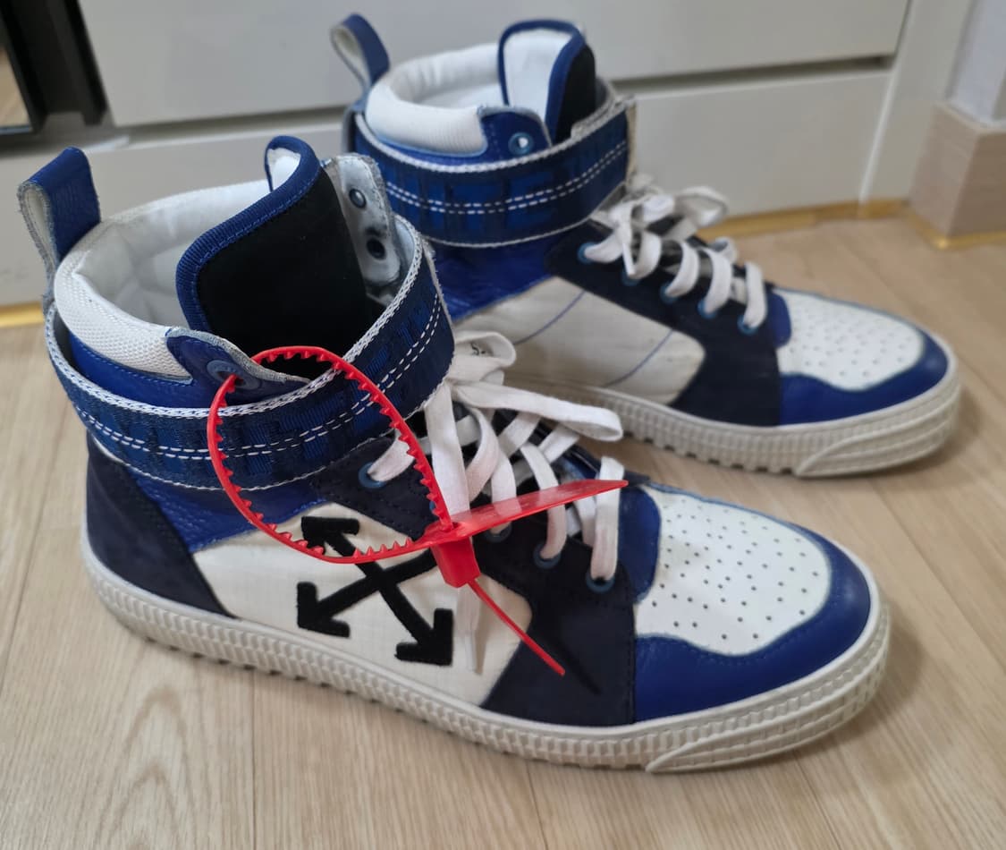 오프화이트(Off-White) 스웨이드 가죽 하이탑 스니커즈 42 상품이미지3